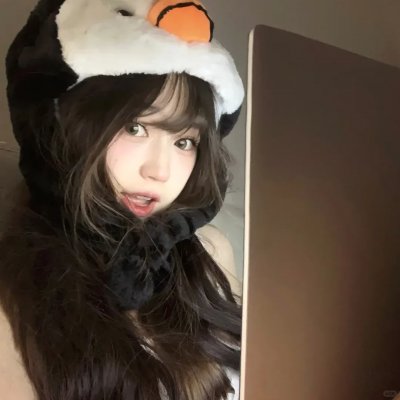 鱼跃在花见